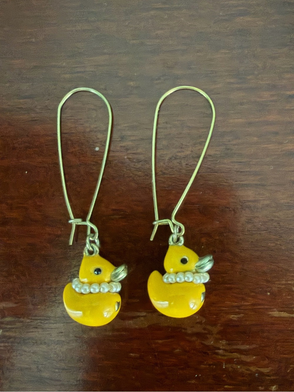 Betsey Johnson rubber duckie duckling duck drop earrings - Picture 3 of 4